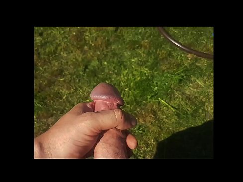 ❤️ Hot hottie får sin lyserøde fisse kneppet og kommer med en sprøjte i en sommerhave Porno at da.dreamlandpassionjourney.ru