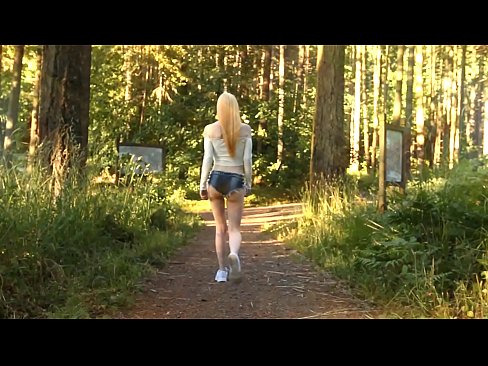 ❤️ Smuk kvinde bevæger sig langsomt, ikke nøgen video Porno at da.dreamlandpassionjourney.ru